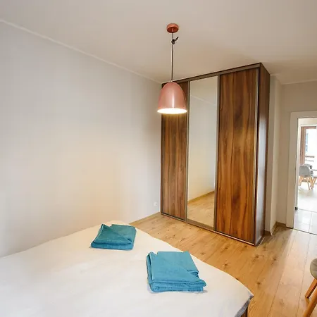 Podwale 2 3-pok 62 M2 Apartamentowiec Przy Rzece Klima Apartmán Vratislav