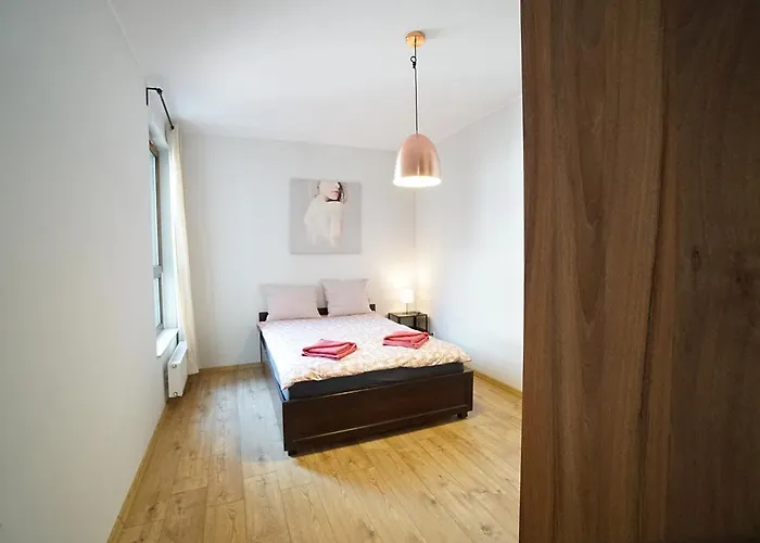 Podwale 2 3-pok 62 M2 Apartamentowiec Przy Rzece Klima 아파트 *
