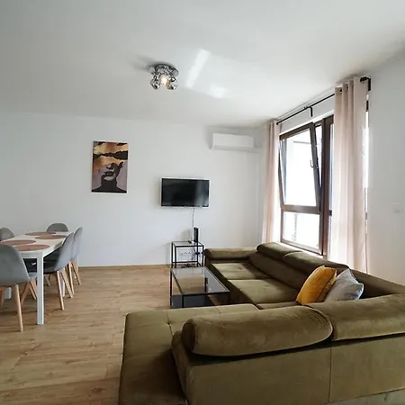 Podwale 2 3-pok 62 M2 Apartamentowiec Przy Rzece Klima Apartmán